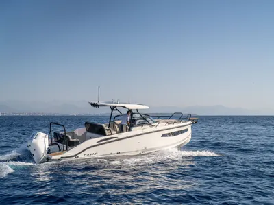 New 2027 Navan S30 for Sale | Vancouver, BC | M&P Yacht Centre | 690272e844f0276a3b055cae