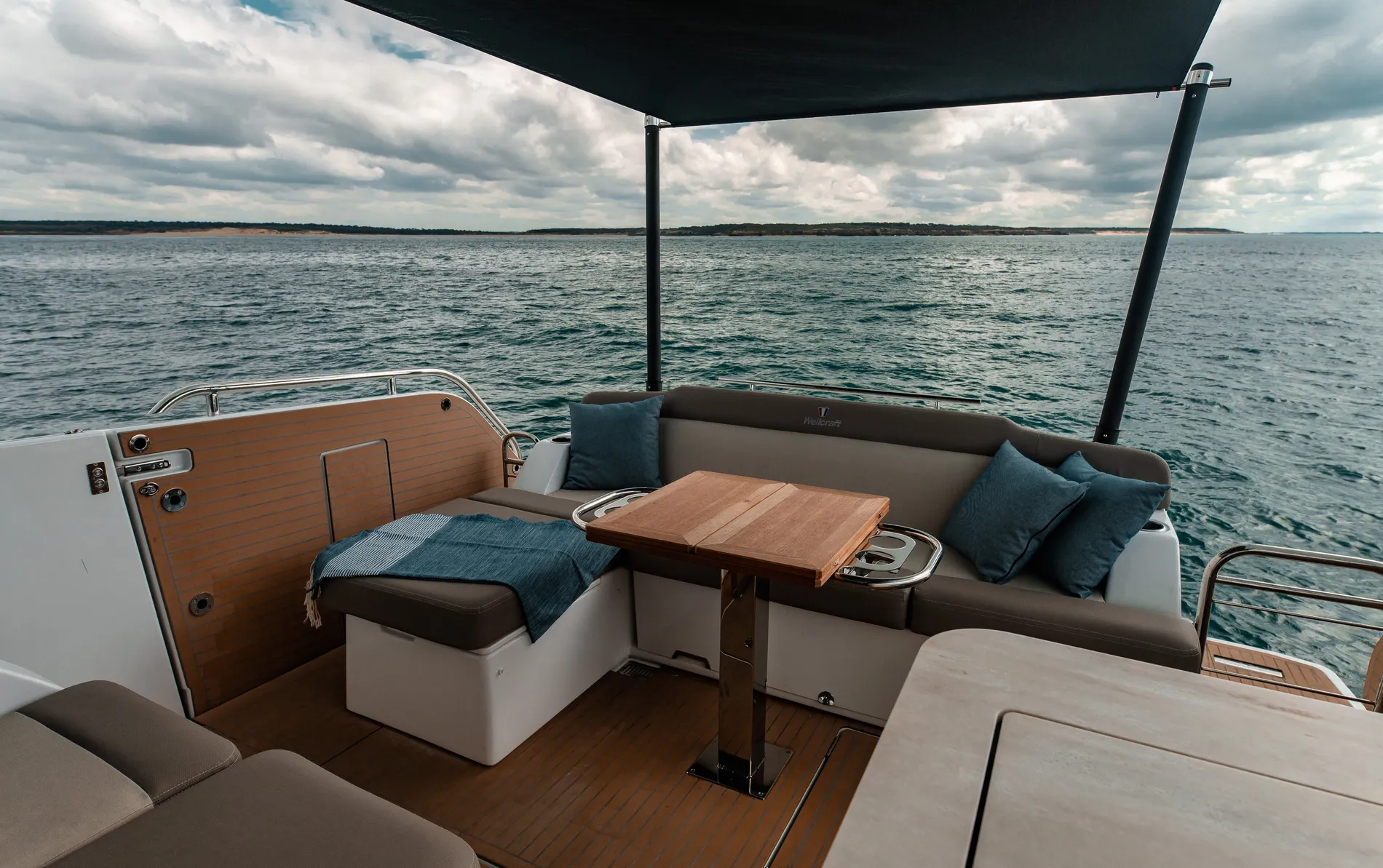 New 2027 Wellcraft 44 Explorer for Sale | Vancouver, BC | M&P Yacht Centre | 69027432bc8c427224024685