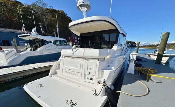 2021 Regal 38 GC detail image 3