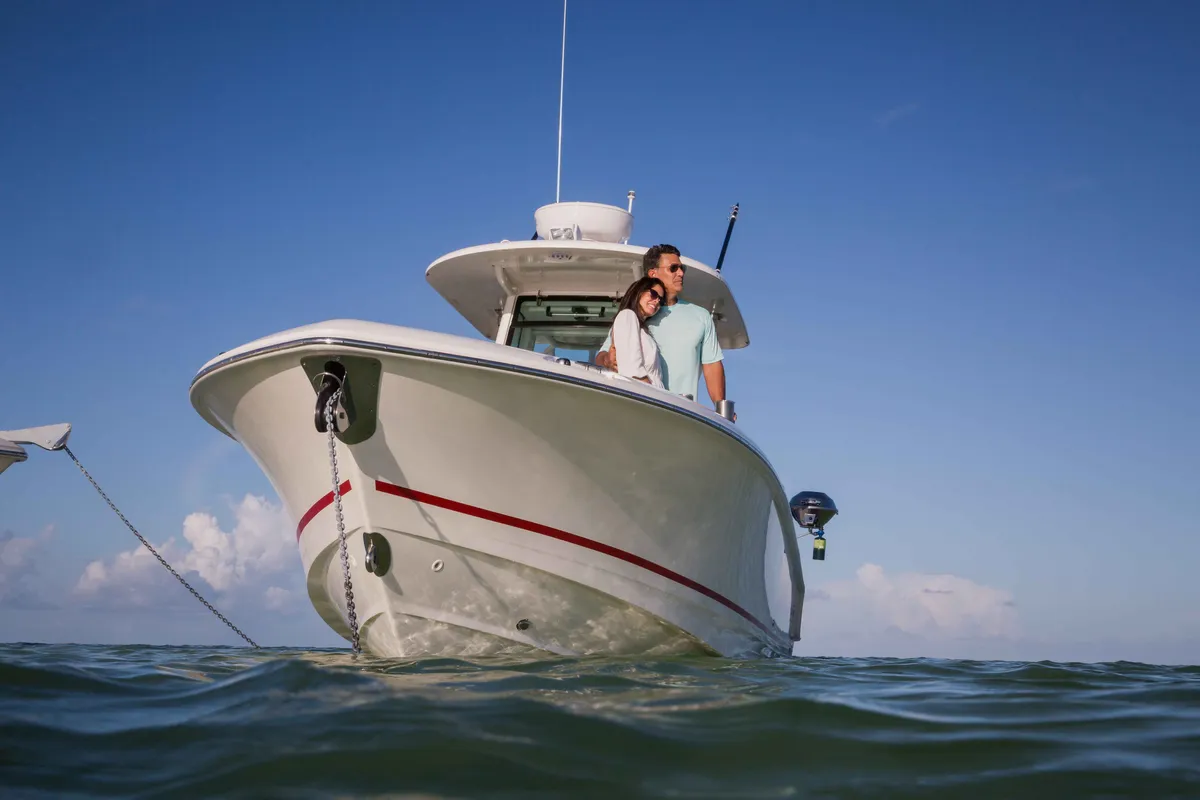 2027 Boston Whaler 250 Outrage-27