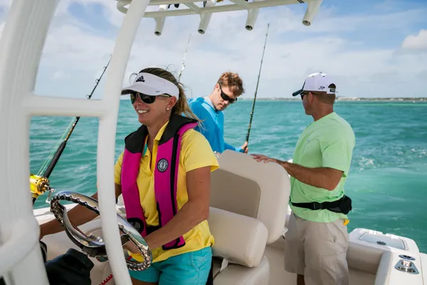 2027 Boston Whaler 230 Outrage -14