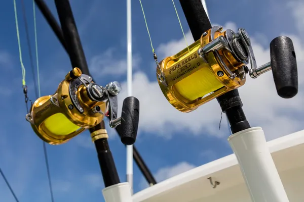 2027 Boston Whaler 230 Outrage -22