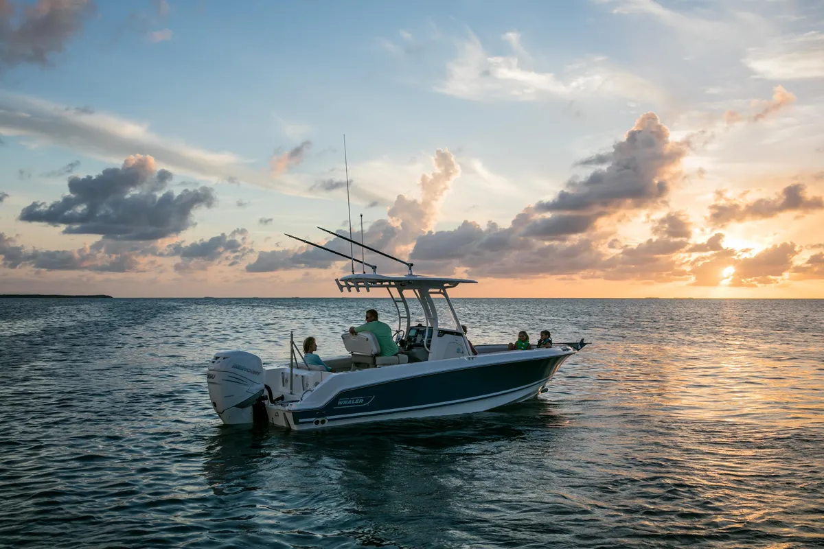 2027 Boston Whaler 230 Outrage -27