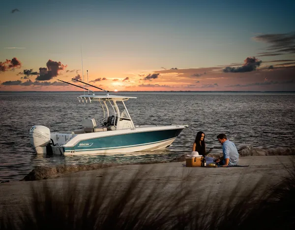 2027 Boston Whaler 230 Outrage -45