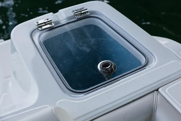 2027 Boston Whaler 230 Outrage -67