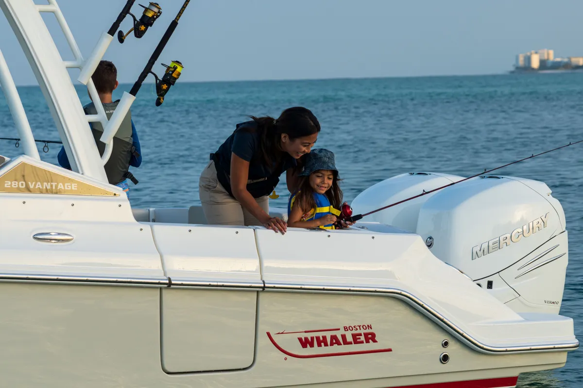 2027 Boston Whaler 280 Vantage-4