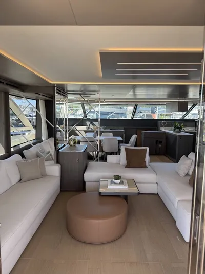New 2027 Prestige M8 for Sale | Vancouver, BC | M&P Yacht Centre | 68b0edf49b4127adde0290b2