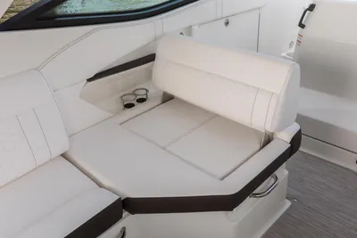 New 2027 Sea ray Sundancer 320 for Sale | Vancouver, BC | M&P Yacht Centre | 69054a3bbcb3d5548a0c5629