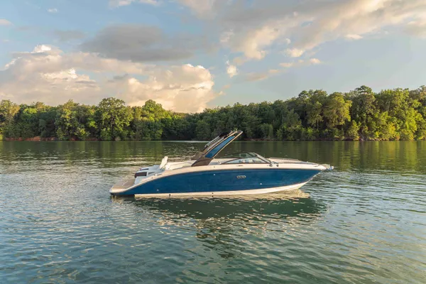 2027 Sea Ray SDX 290-5