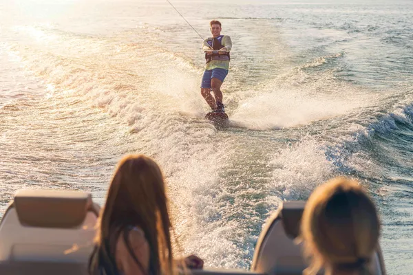 2027 Sea Ray SDX 290-6
