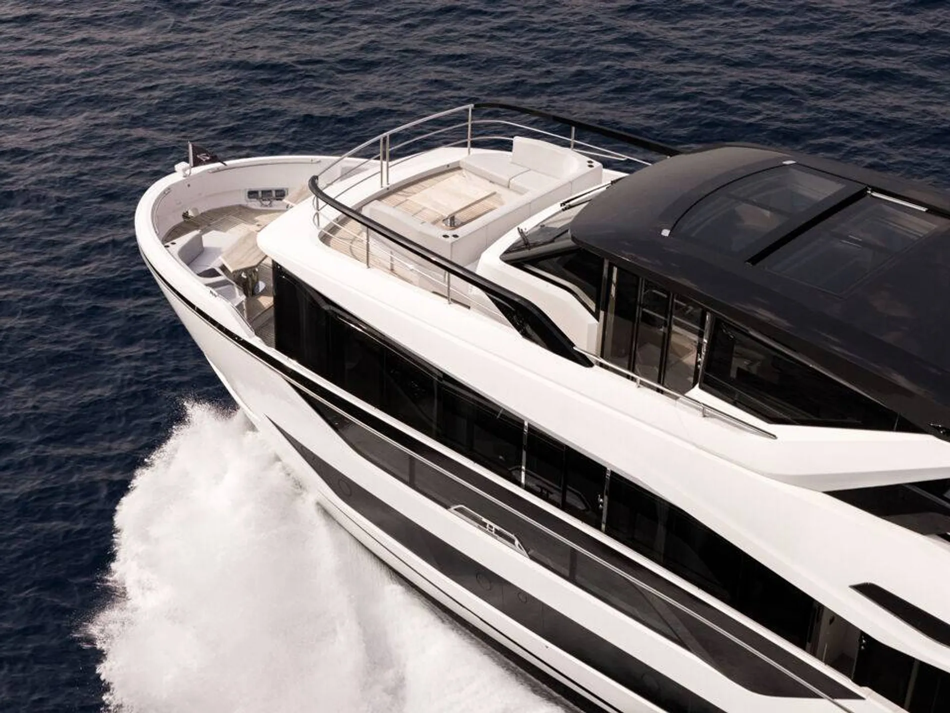 New 2027 Sunseeker 82 Ocean Enclosed for Sale | Vancouver, BC | M&P Yacht Centre | 6909172f9e97efc2360271bf