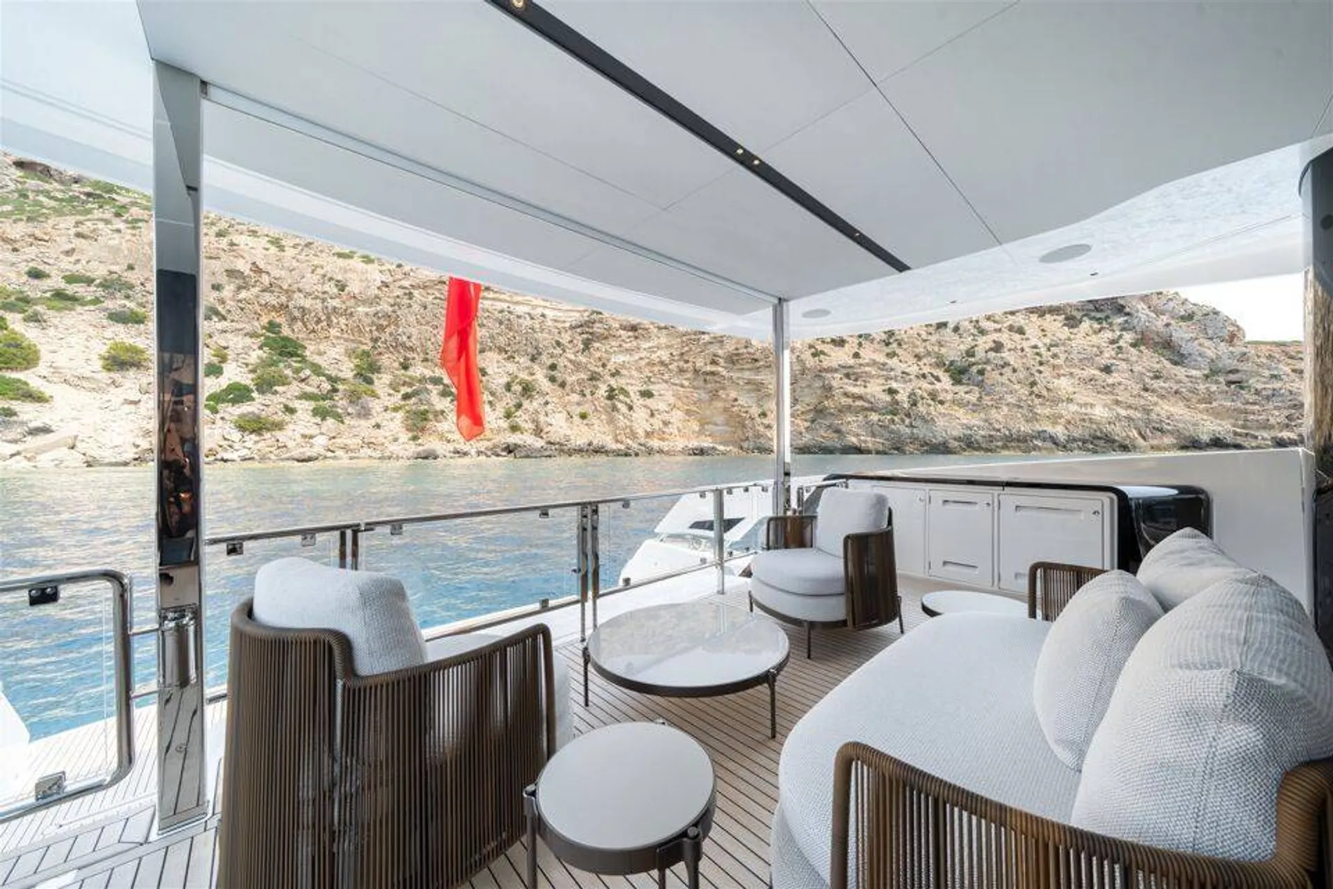 New 2027 Sunseeker 82 Ocean Enclosed for Sale | Vancouver, BC | M&P Yacht Centre | 6909172f9e97efc2360271bf