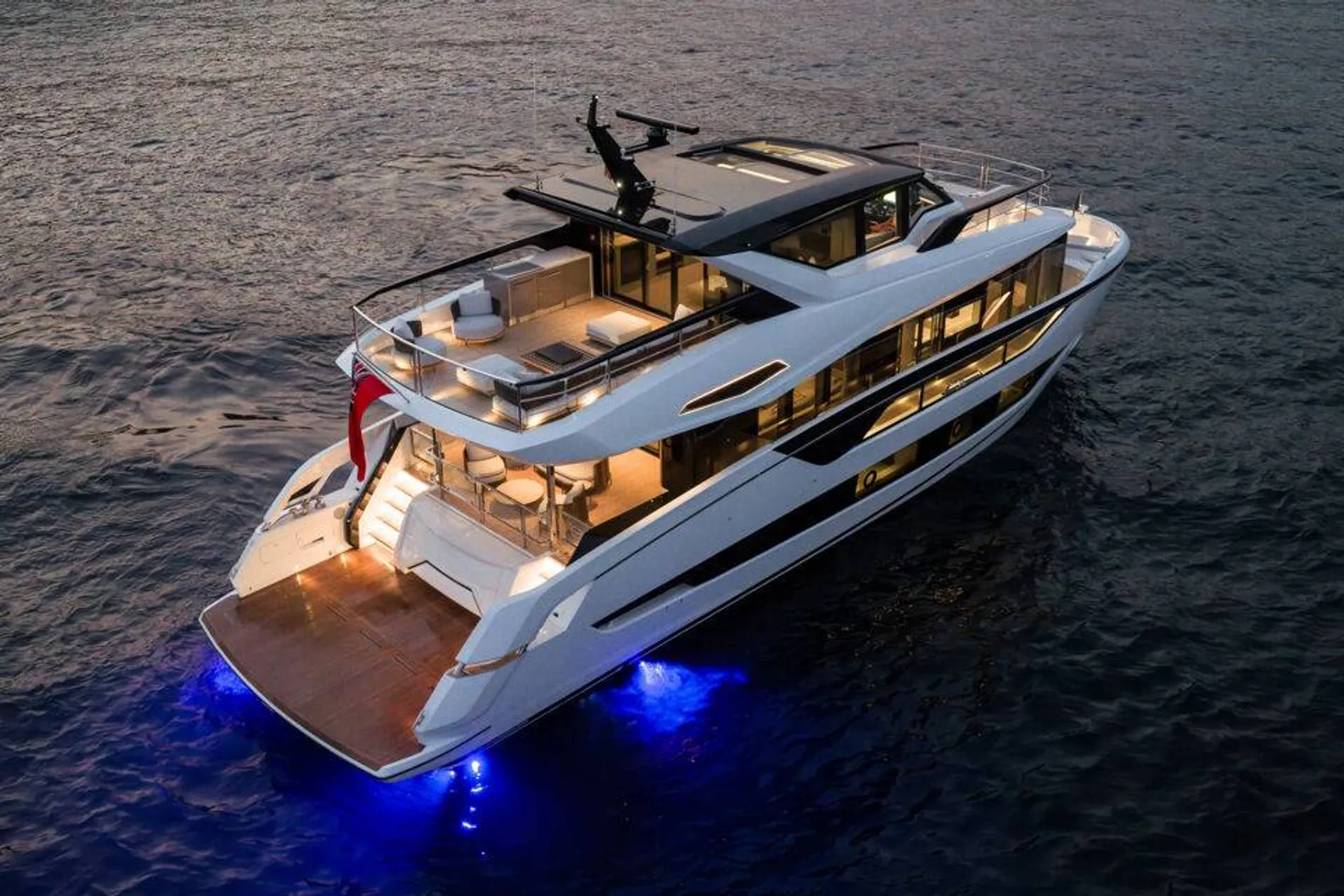 New 2027 Sunseeker 82 Ocean Enclosed for Sale | Vancouver, BC | M&P Yacht Centre | 6909172f9e97efc2360271bf