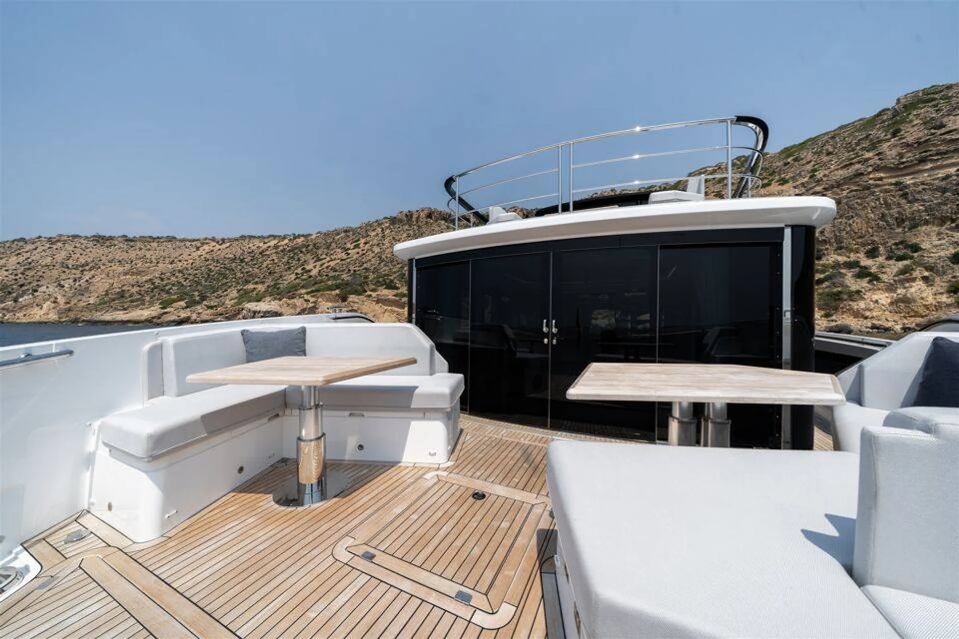 New 2027 Sunseeker 82 Ocean Enclosed for Sale | Vancouver, BC | M&P Yacht Centre | 6909172f9e97efc2360271bf