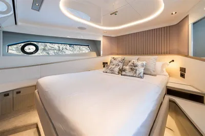 New 2027 Sunseeker 82 Ocean Enclosed for Sale | Vancouver, BC | M&P Yacht Centre | 6909172f9e97efc2360271bf