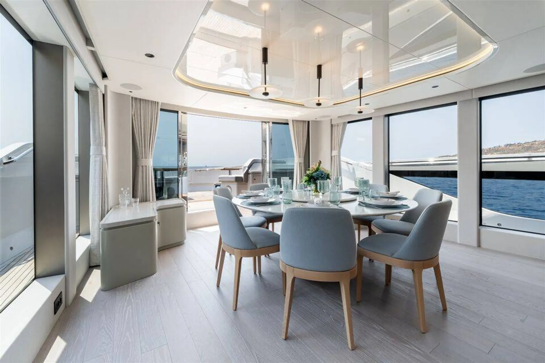 New 2027 Sunseeker 82 Ocean Enclosed for Sale | Vancouver, BC | M&P Yacht Centre | 6909172f9e97efc2360271bf
