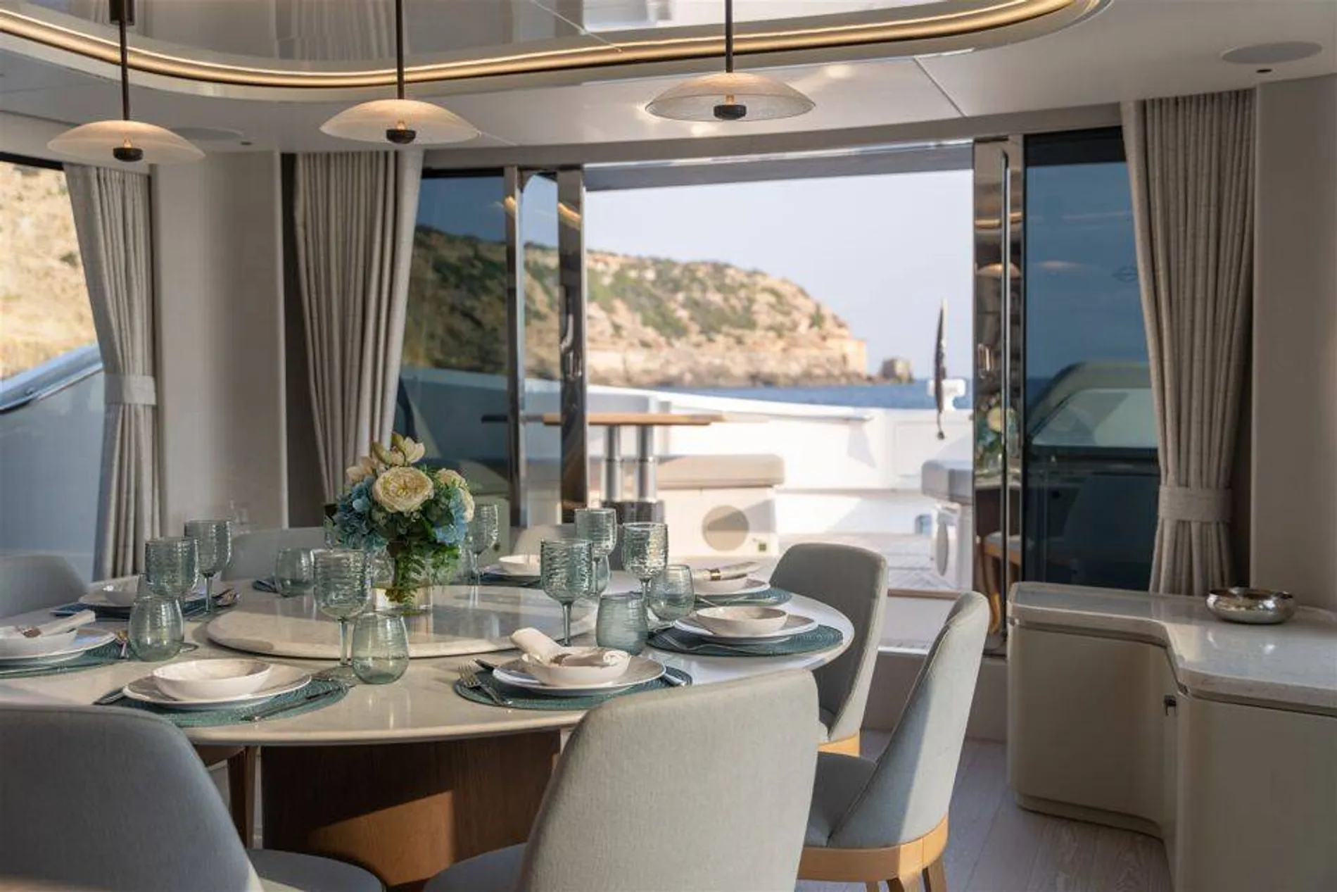 New 2027 Sunseeker 82 Ocean Enclosed for Sale | Vancouver, BC | M&P Yacht Centre | 6909172f9e97efc2360271bf