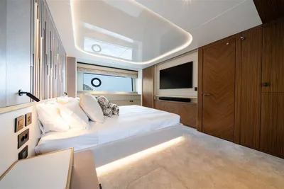 New 2027 Sunseeker 82 Ocean Enclosed for Sale | Vancouver, BC | M&P Yacht Centre | 6909172f9e97efc2360271bf