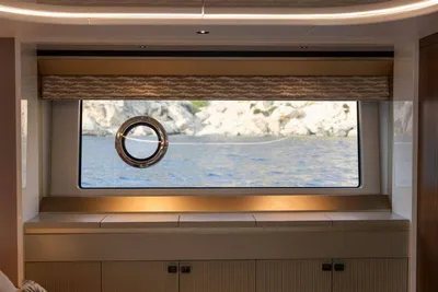 New 2027 Sunseeker 82 Ocean Enclosed for Sale | Vancouver, BC | M&P Yacht Centre | 6909172f9e97efc2360271bf