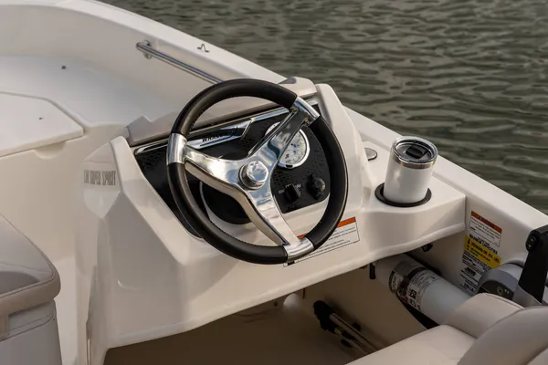 2027 Boston Whaler 130 Super Sport-7