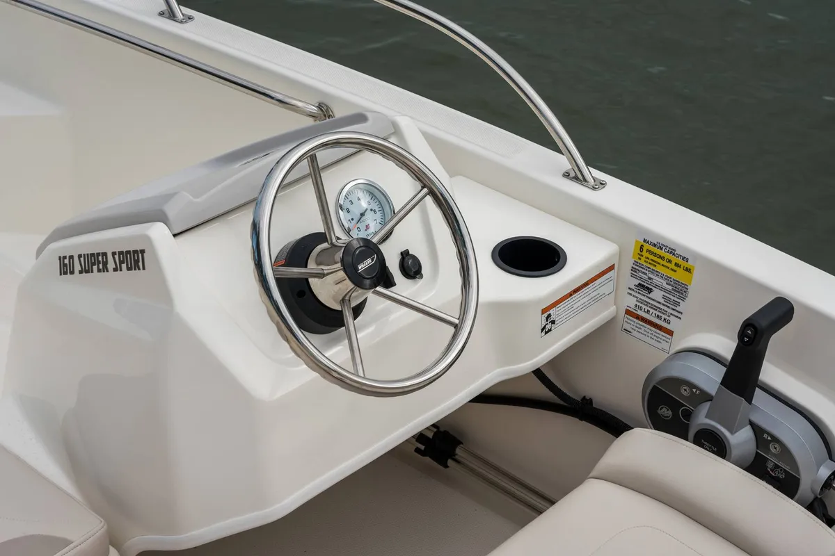 2027 Boston Whaler 160 Super Sport-7
