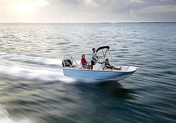 2027 Boston Whaler 170 Montauk -2