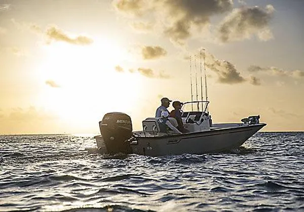 2027 Boston Whaler 170 Montauk -10