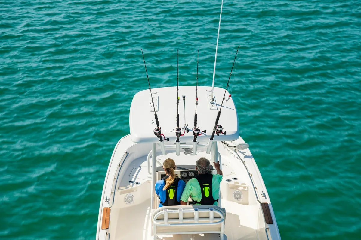 2027 Boston Whaler 210 Montauk-7