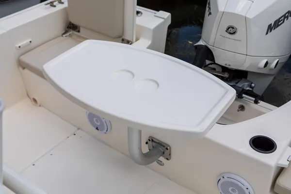 2027 Boston Whaler 210 Montauk-16