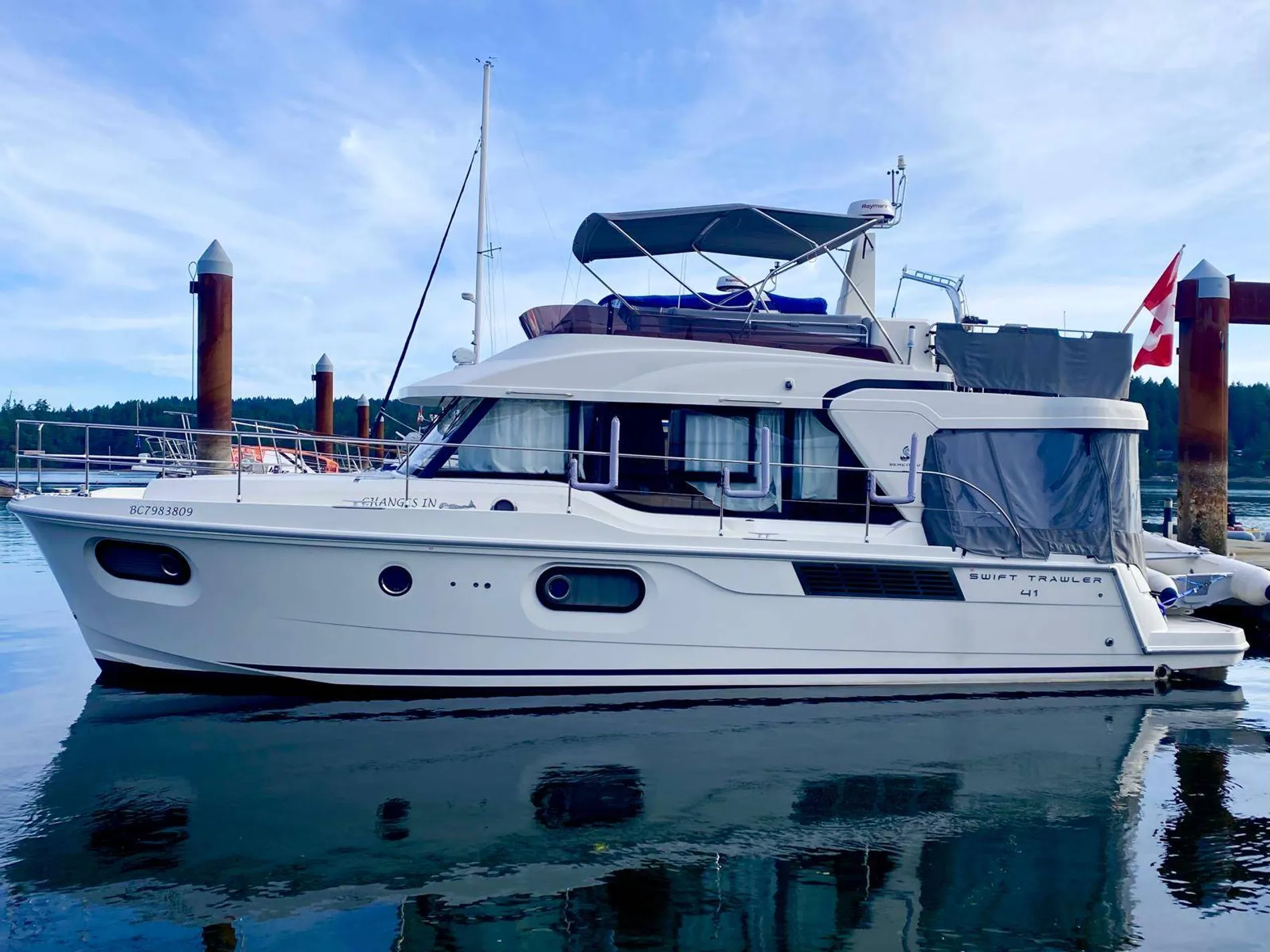 Pre-Owned 2022 Beneteau Swift Trawler 41 Fly for Sale | Vancouver, BC | M&P Yacht Centre | 690923f1a9a1aa99f50868f7