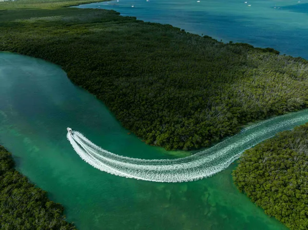 2027 Boston Whaler 280 Dauntless-13