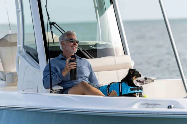 2027 Boston Whaler 280 Dauntless-26