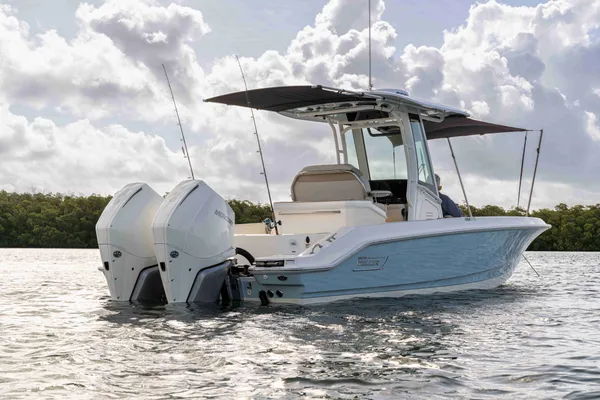 2027 Boston Whaler 280 Dauntless-30