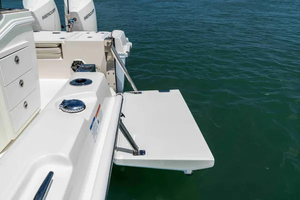 2027 Boston Whaler 280 Dauntless-38