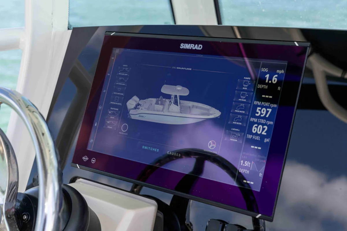 2027 Boston Whaler 280 Dauntless-39