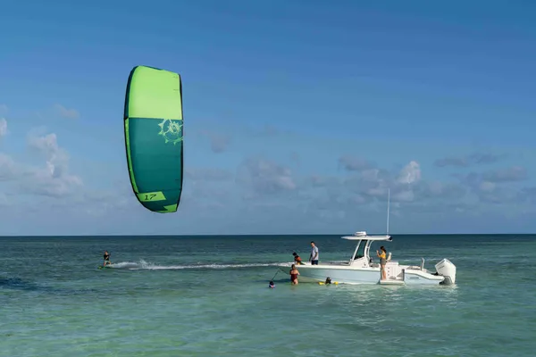 2027 Boston Whaler 280 Dauntless-53