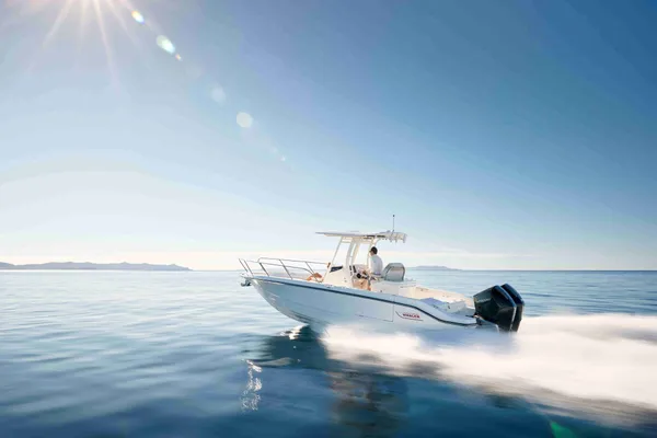 2027 Boston Whaler 280 Dauntless-64