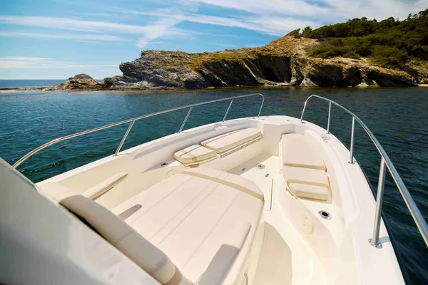 2027 Boston Whaler 280 Dauntless-73