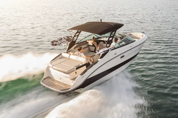 2027 Sea Ray SLX 260 Surf -8