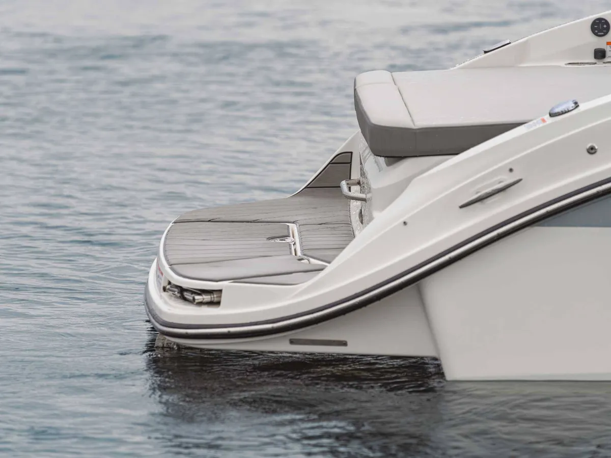 2027 Sea Ray SDX 270 Surf -15