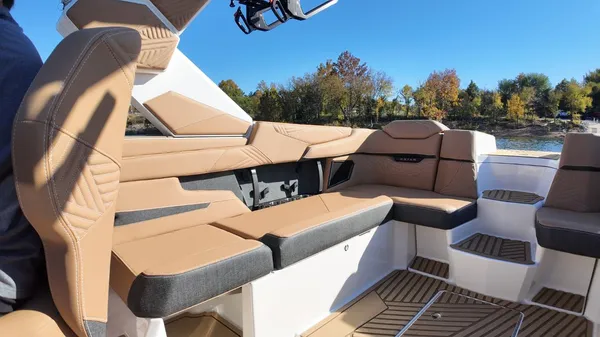 2026 Mastercraft XStar 23-11