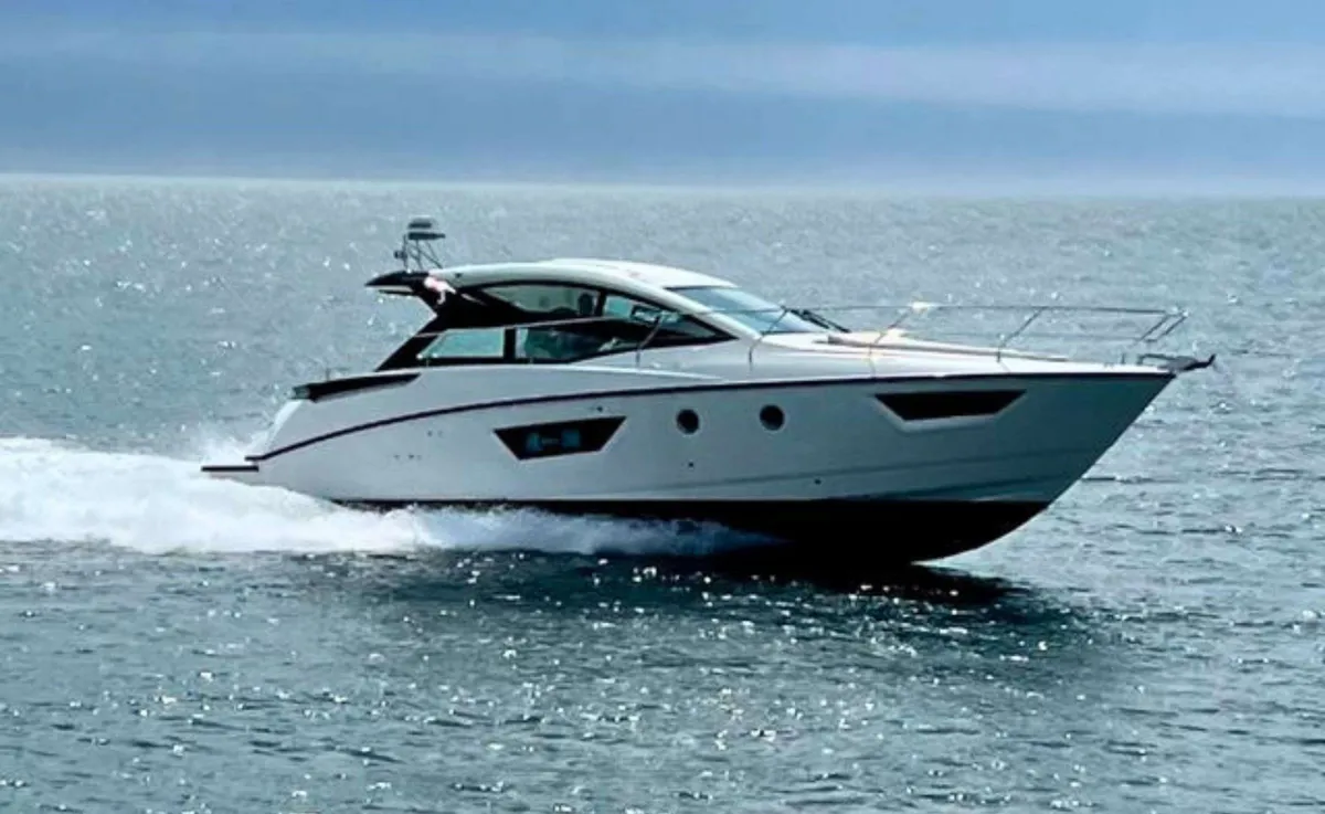 2019 Beneteau GT 40
