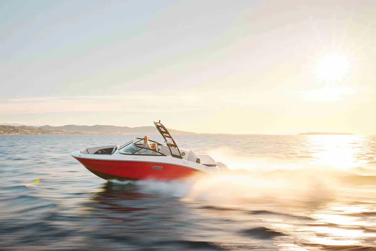 2027 Sea Ray SPX 210-4