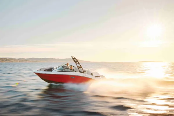 2027 Sea Ray SPX 210-4
