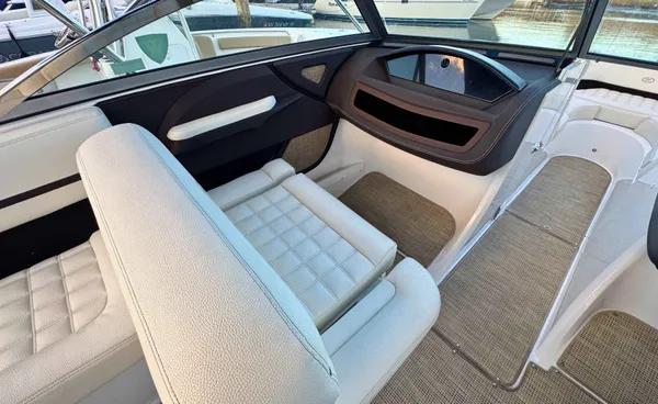 2019 Cobalt R3 detail image 20
