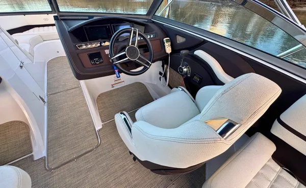 2019 Cobalt R3 detail image 23