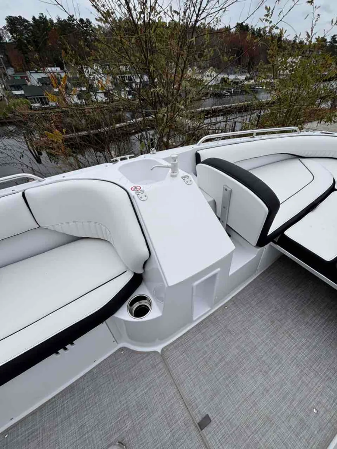dummy-boat-img