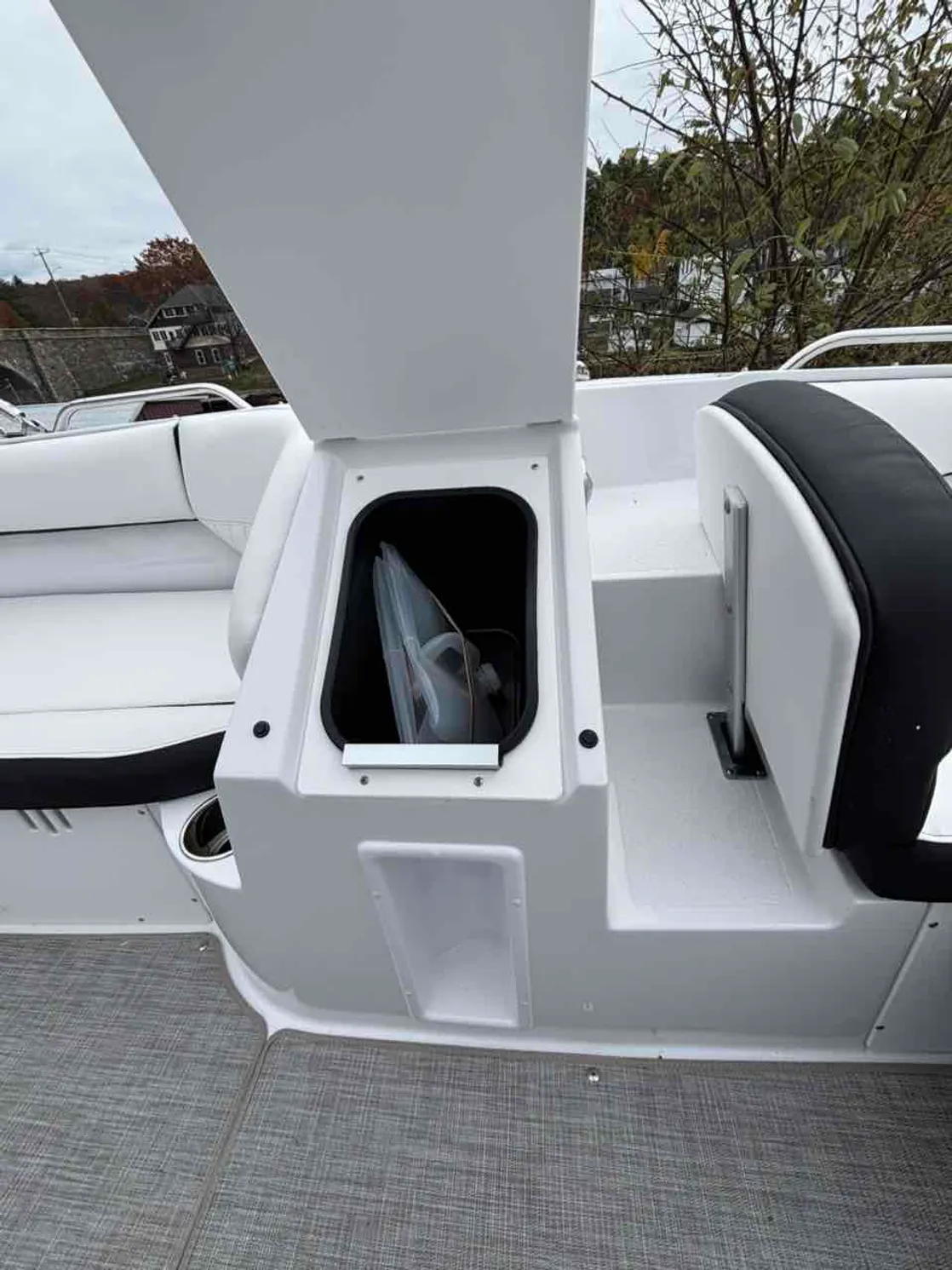 dummy-boat-img