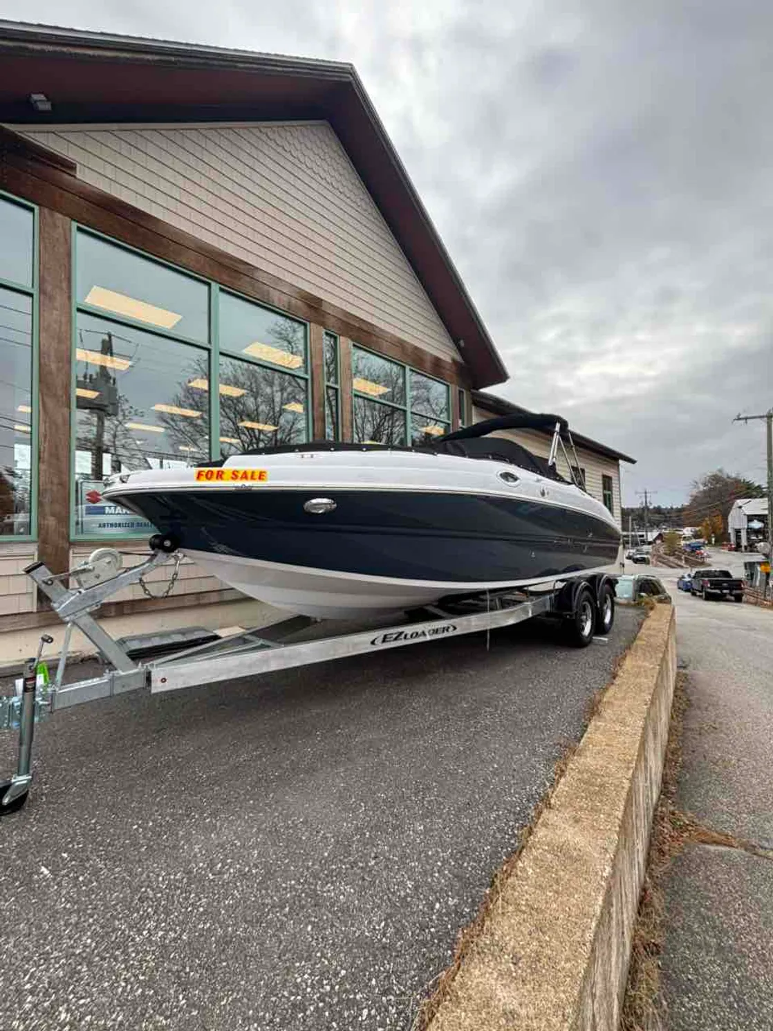 dummy-boat-img
