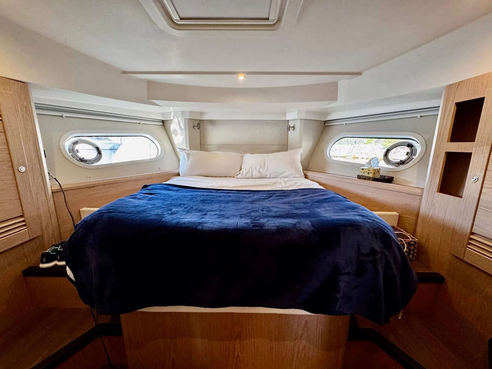 Pre-Owned 2022 Beneteau Swift Trawler 41 Fly for Sale | Vancouver, BC | M&P Yacht Centre | 690923f1a9a1aa99f50868f7